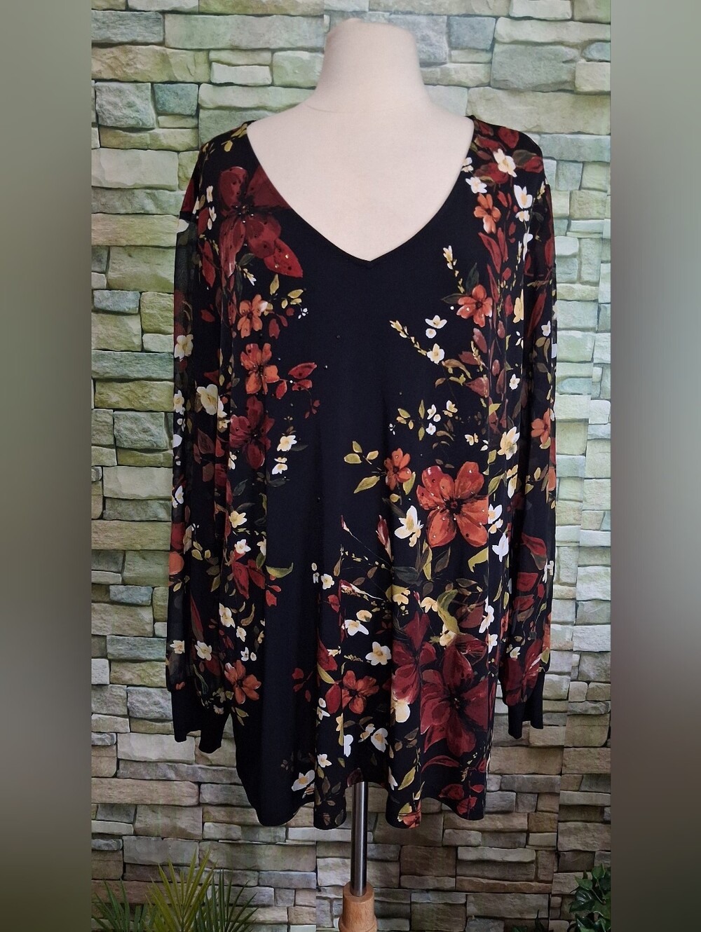 3X Susan Graver Floral Sequined Tunic Top Artsy Office